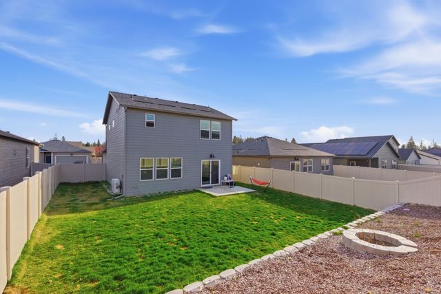 5606 W Youngstown Ln, Spokane, WA 99208