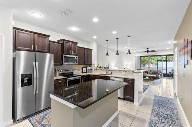 1120 PAVIA DRIVE, Apopka, FL 32703