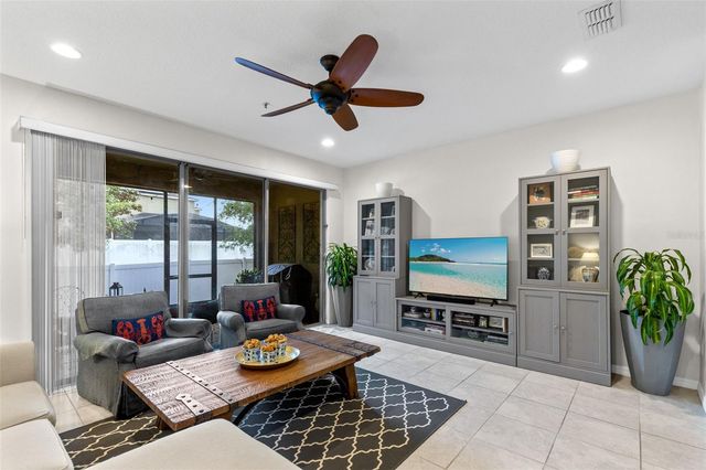 1120 PAVIA DRIVE, Apopka, FL 32703