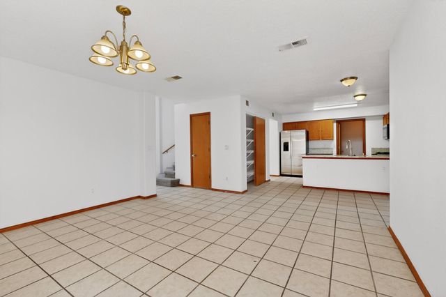 7 Willow Trace, Los Lunas, NM 87031