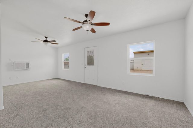 7 Willow Trace, Los Lunas, NM 87031