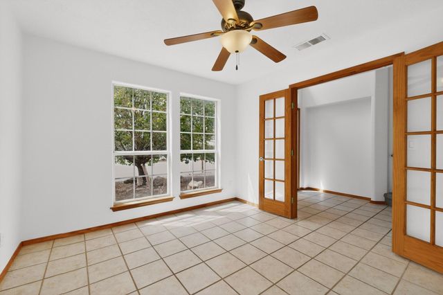 7 Willow Trace, Los Lunas, NM 87031