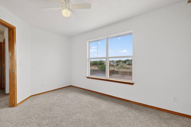 7 Willow Trace, Los Lunas, NM 87031