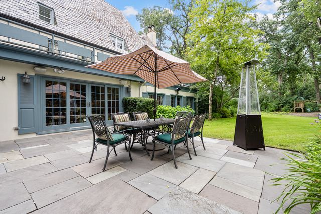 908 Elm Place, Glencoe, IL 60022