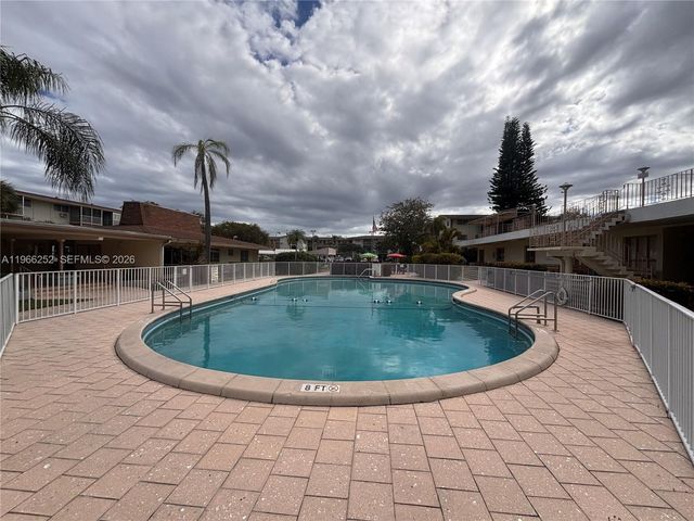 16900 NE 14th Ave 111, Miami, FL 33162