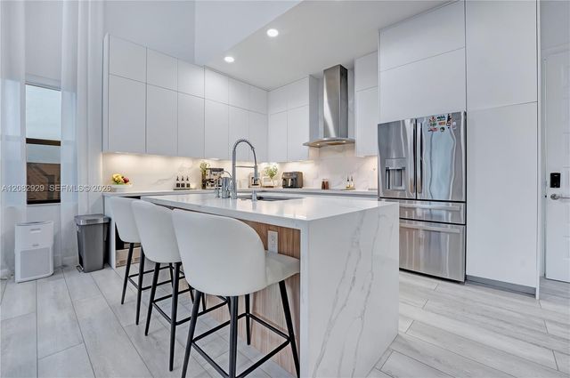 8981 NW 161st Terrace, Miami Lakes, FL 33018