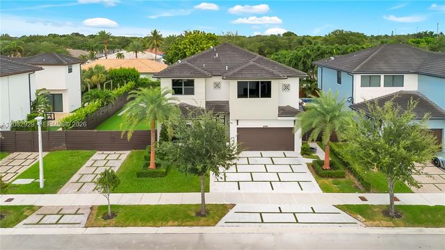 8981 NW 161st Terrace, Miami Lakes, FL 33018