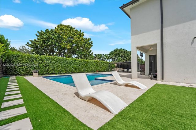 8981 NW 161st Terrace, Miami Lakes, FL 33018