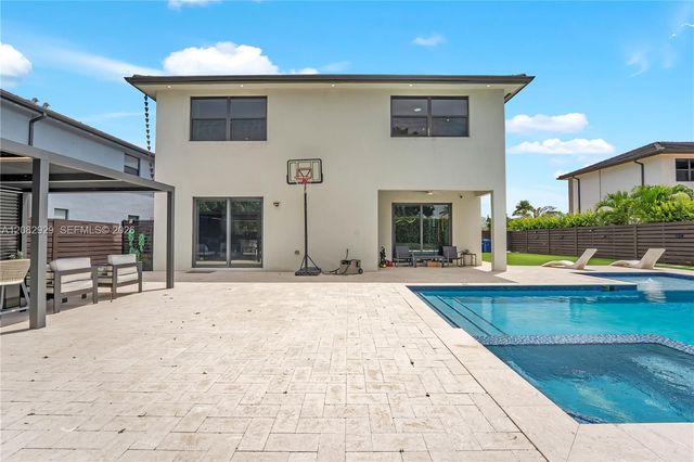 8981 NW 161st Terrace, Miami Lakes, FL 33018