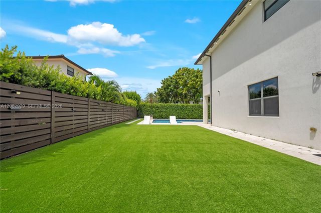 8981 NW 161st Terrace, Miami Lakes, FL 33018