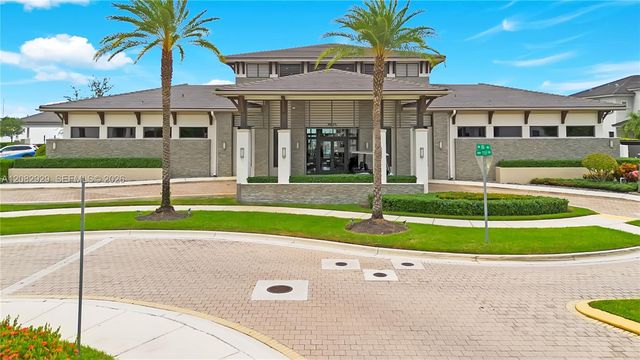 8981 NW 161st Terrace, Miami Lakes, FL 33018
