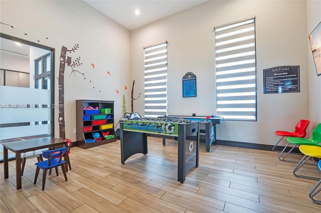 8981 NW 161st Terrace, Miami Lakes, FL 33018