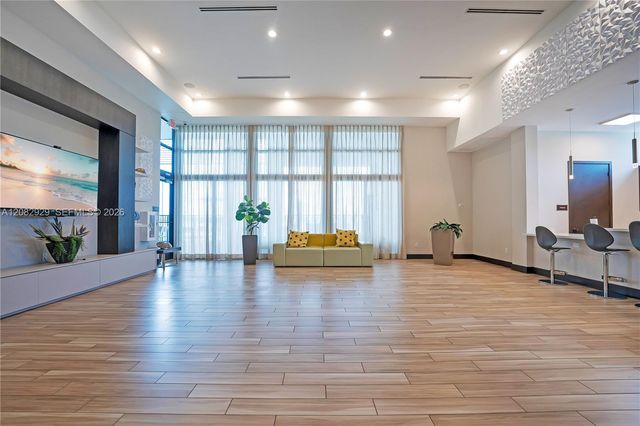 8981 NW 161st Terrace, Miami Lakes, FL 33018