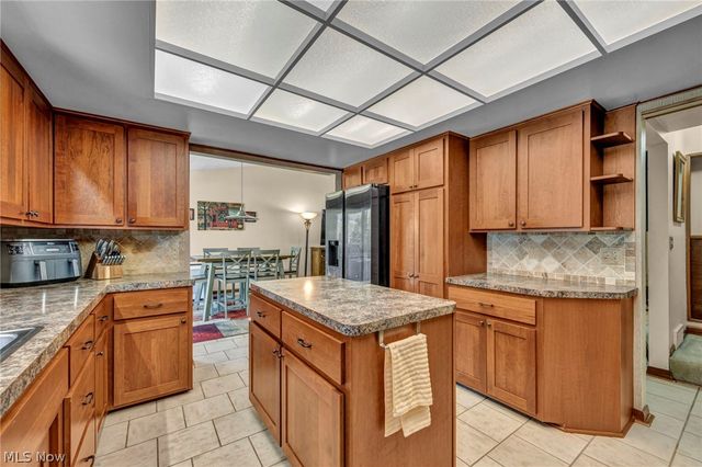 3665 Russett Drive, Broadview Heights, OH 44147