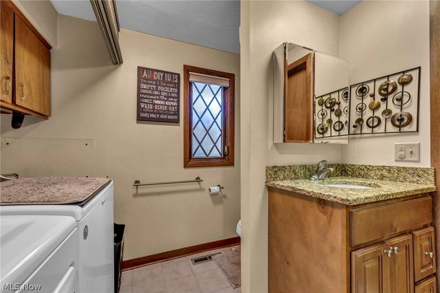 3665 Russett Drive, Broadview Heights, OH 44147