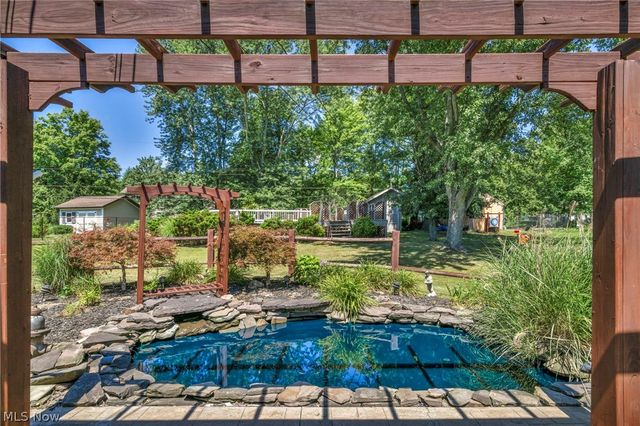 3665 Russett Drive, Broadview Heights, OH 44147