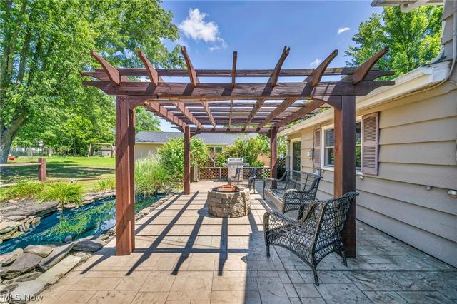 3665 Russett Drive, Broadview Heights, OH 44147