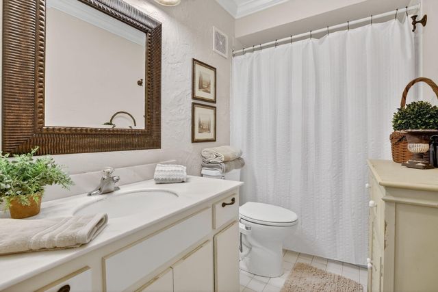 1533 Fairway Road, Pembroke Pines, FL 33026