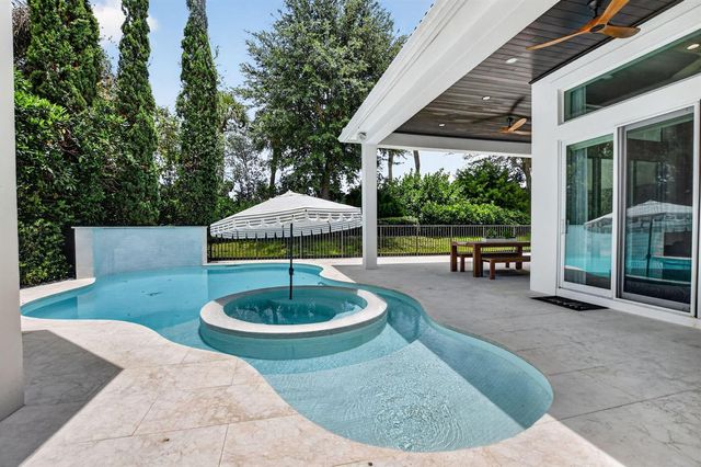 17350 Pavaroso Street, Boca Raton, FL 33496