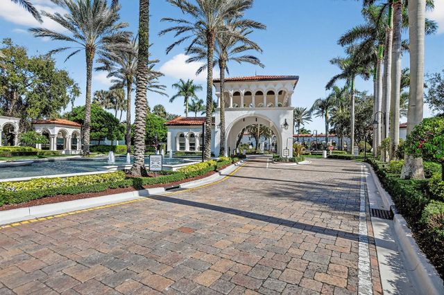 17350 Pavaroso Street, Boca Raton, FL 33496