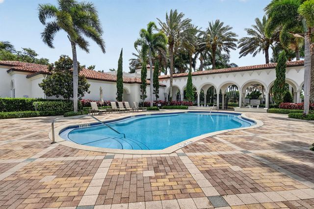 17350 Pavaroso Street, Boca Raton, FL 33496