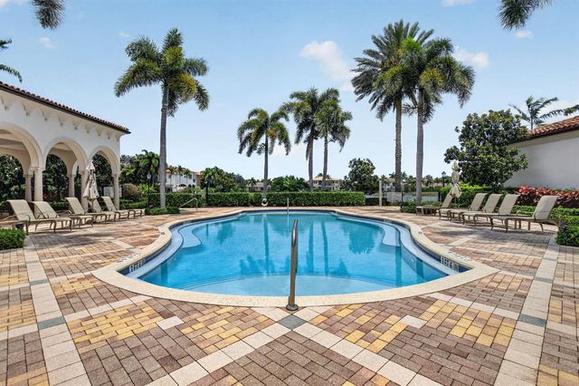 17350 Pavaroso Street, Boca Raton, FL 33496
