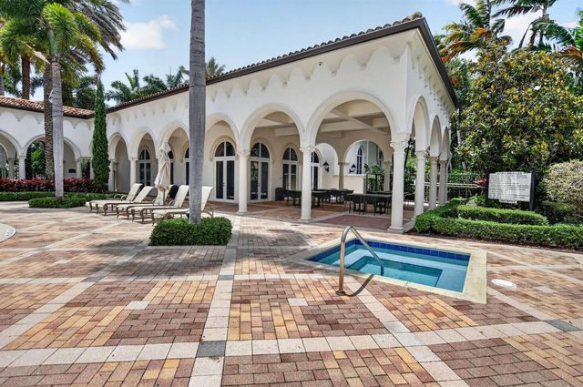 17350 Pavaroso Street, Boca Raton, FL 33496