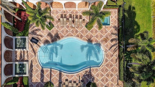 17350 Pavaroso Street, Boca Raton, FL 33496