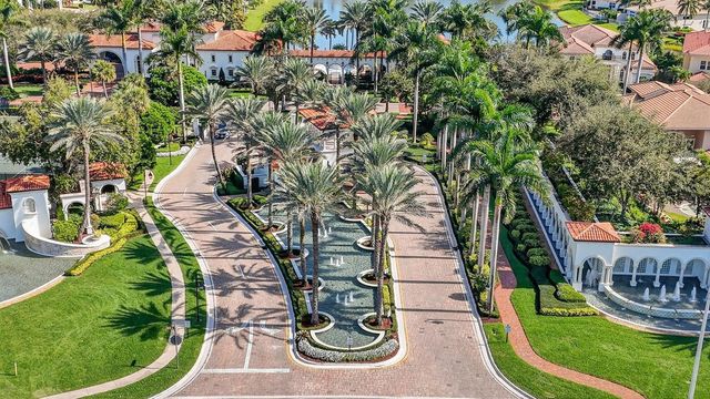 17350 Pavaroso Street, Boca Raton, FL 33496