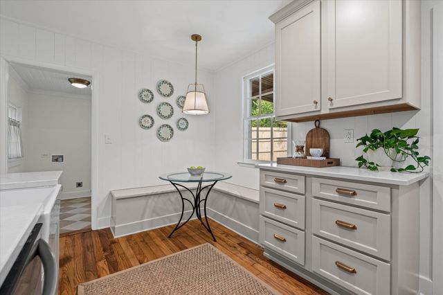 5210 S Pineview Lane, Mobile, AL 36608