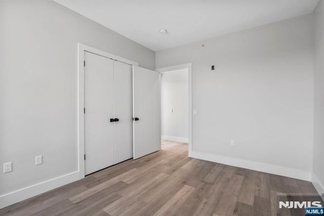 2021 Jones Road 106, Fort Lee, NJ 07024