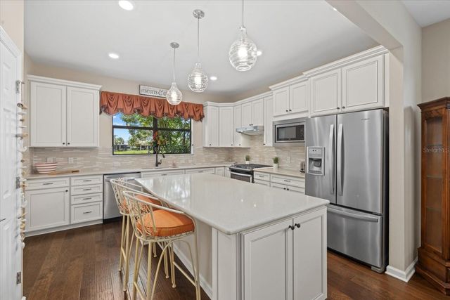 17011 HAMPTON FALLS TERRACE, Lakewood Ranch, FL 34202