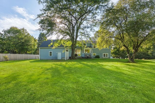 12 Dean Rd, Wayland, MA 01778