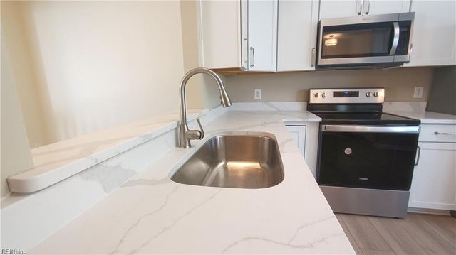 3608 Essex Pond QUAY, Virginia Beach, VA 23462