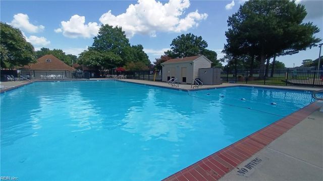 3608 Essex Pond QUAY, Virginia Beach, VA 23462