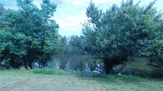 3608 Essex Pond QUAY, Virginia Beach, VA 23462
