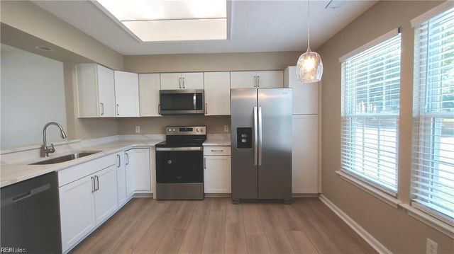 3608 Essex Pond QUAY, Virginia Beach, VA 23462