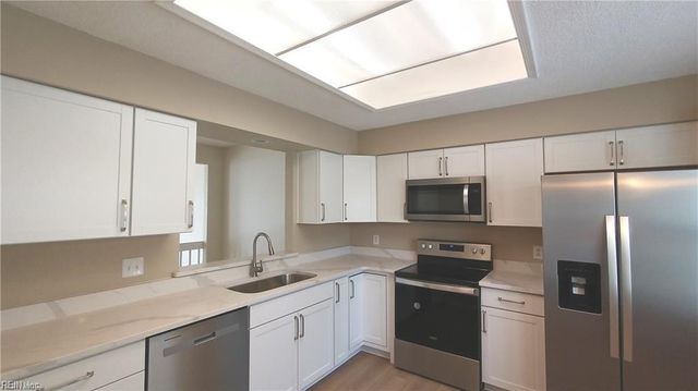 3608 Essex Pond QUAY, Virginia Beach, VA 23462