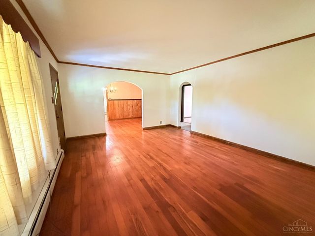 665 New London Road, Hamilton, OH 45013