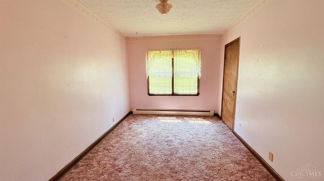 665 New London Road, Hamilton, OH 45013