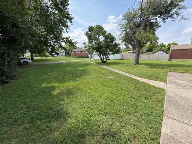 665 New London Road, Hamilton, OH 45013
