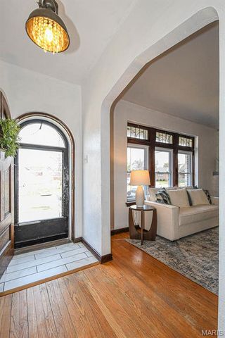 5604 Itaska Street, St Louis, MO 63109