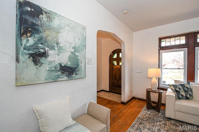 5604 Itaska Street, St Louis, MO 63109