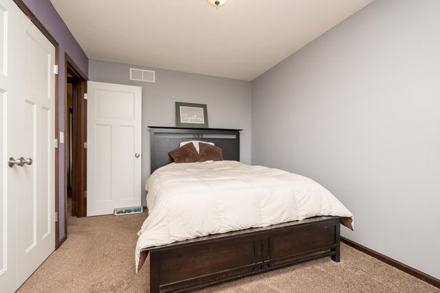 1106 Mulberry Avenue NE, Montgomery, MN 56069