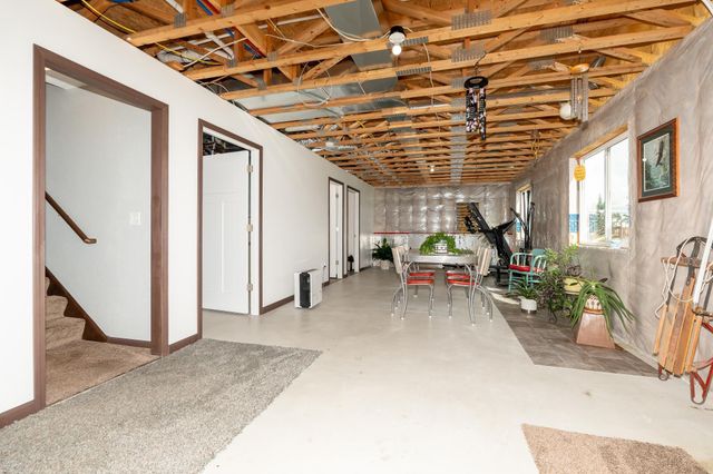 1106 Mulberry Avenue NE, Montgomery, MN 56069