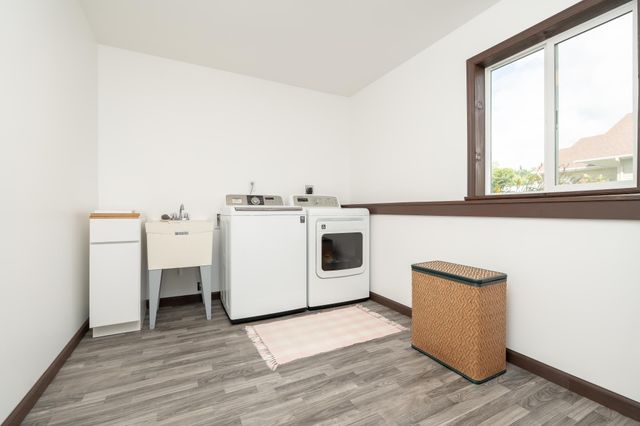 1106 Mulberry Avenue NE, Montgomery, MN 56069