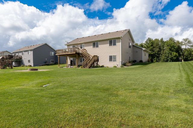 1106 Mulberry Avenue NE, Montgomery, MN 56069