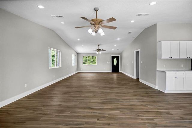 1943 CR 121, Gary, TX 75643