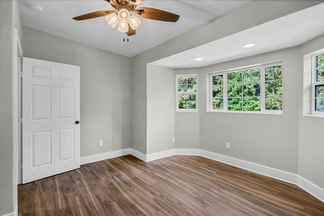 1943 CR 121, Gary, TX 75643