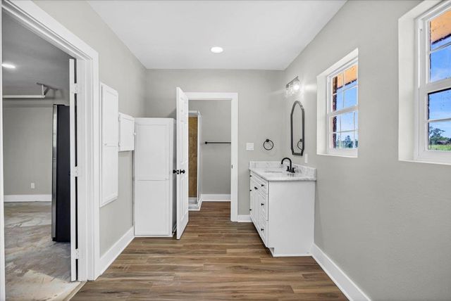 1943 CR 121, Gary, TX 75643